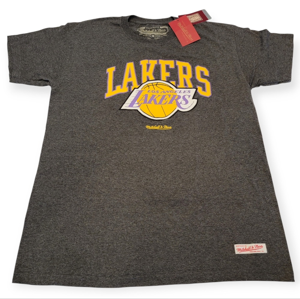 Mitchell & Nest LA Lakers Tee Size Medium Hardwood Classics NWT!